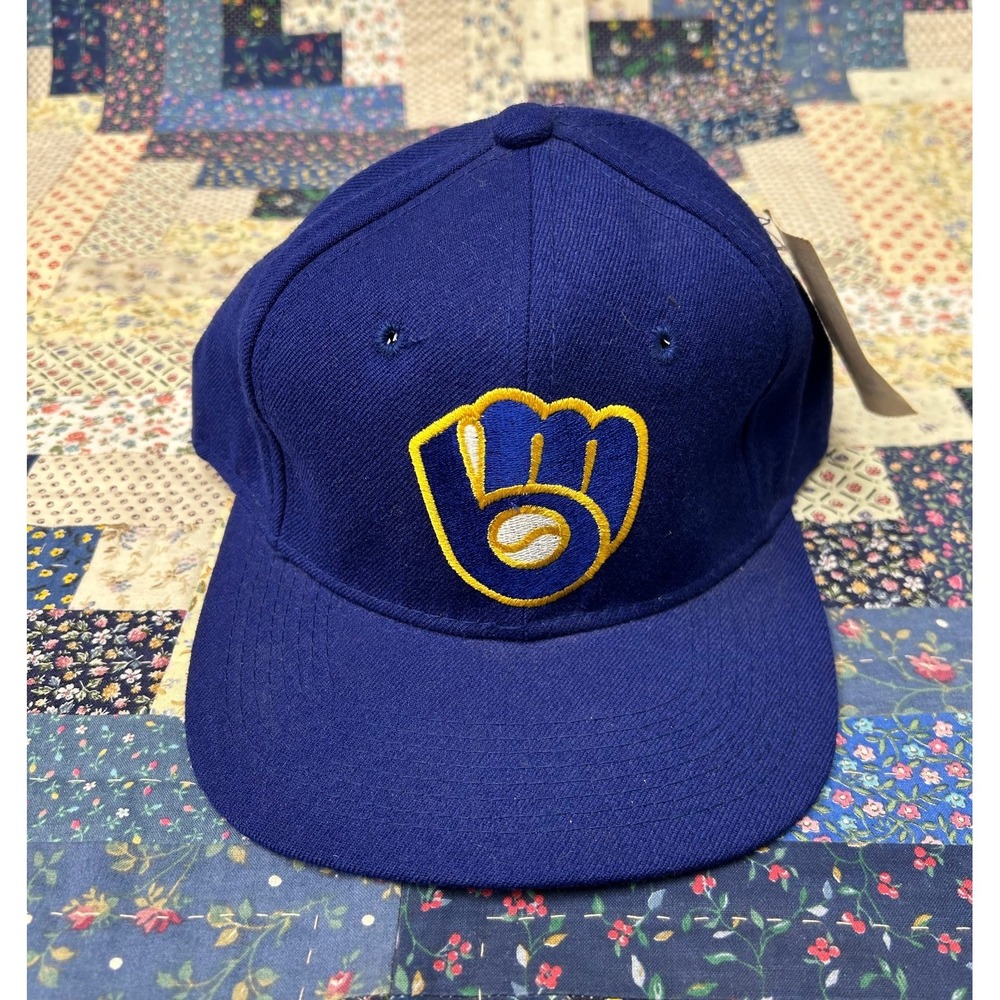 Vintage SPORTS SPECIALTIES MLB Milwaukee Brewers WOOL MLB fitted hat Size 7 1/4
